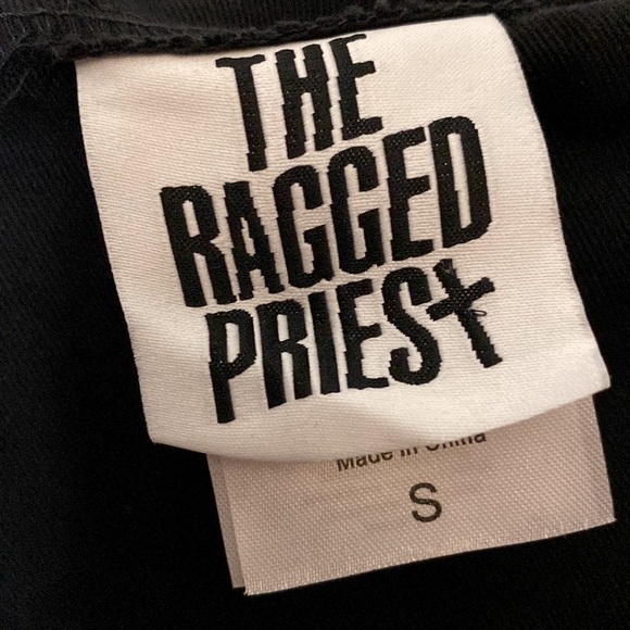 The RAGGED PRIEST Restrain Buckle Mini Skirt Double Grommet - Picture 9 of 9